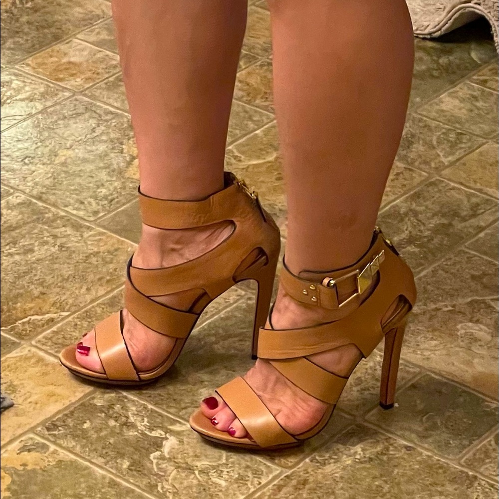 Platform sandal - Picture 5 of 5